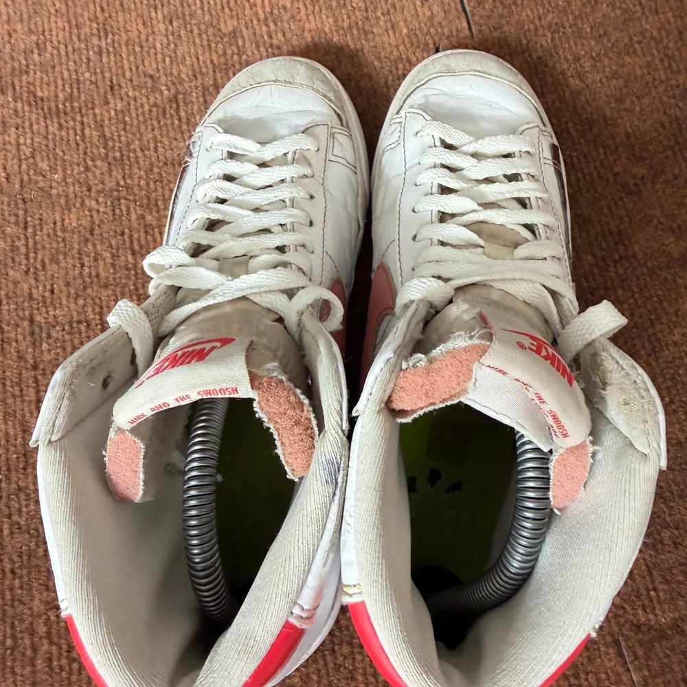 Nike Blazer Mid 77 White Pink Burgundy High Top Sneakers DQ4126-100 Womens 9 B- - Picture 5 of 11